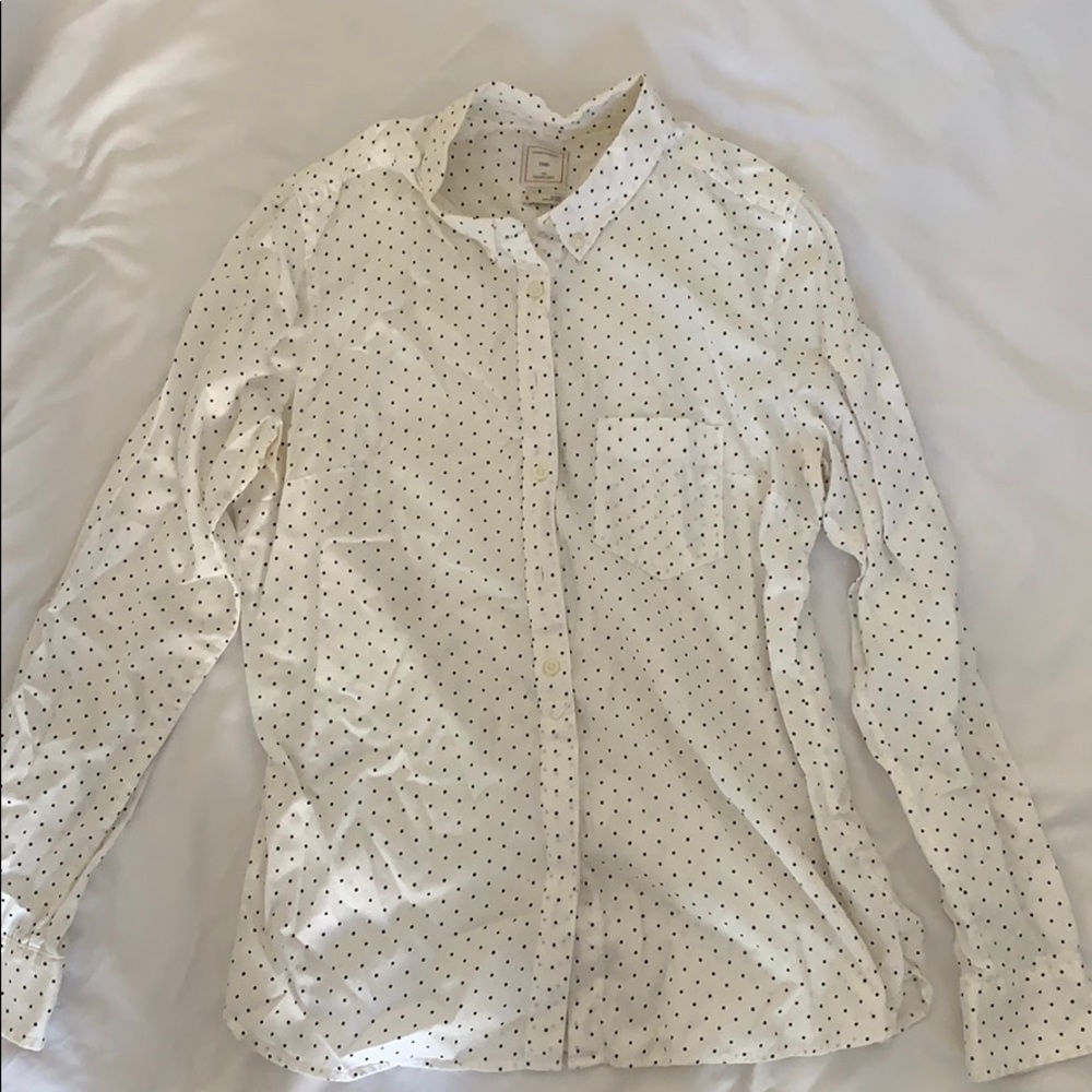 POLKA DOT BUTTON UP